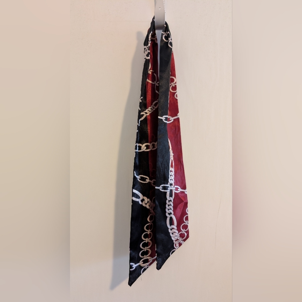 Silk Red and Black Chain Pattern Twilly Scarf